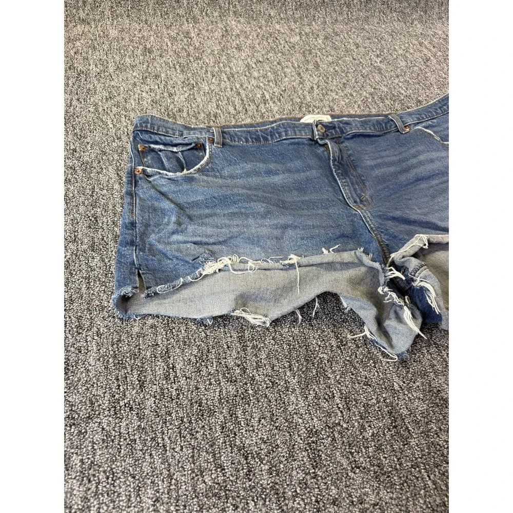 Abercrombie & Fitch The Dad Shorts Womens 24/37 Blue Denim Whiskering Raw Hem